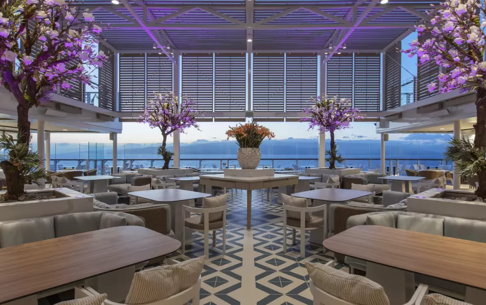 Silversea Silver Nova - Marquee 4, ©Silversea Cruises Ltd.jpg